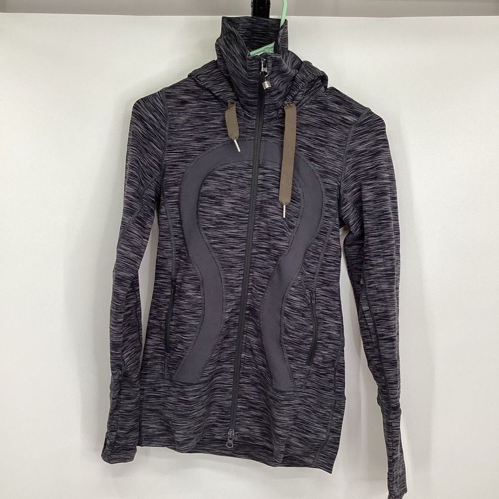 Ladies Lululemon Stride Full‎ Zip Jacket size 4 gray